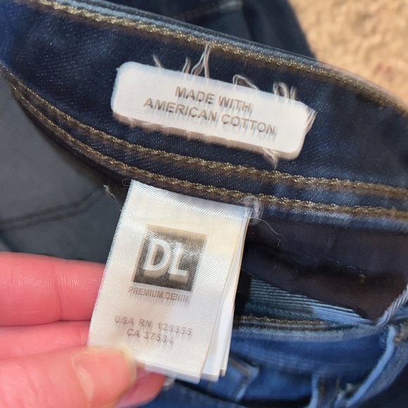 DL1961 4way stretch 360 comfort skinny jeans size 27 style Nicky mid rise - Picture 5 of 7